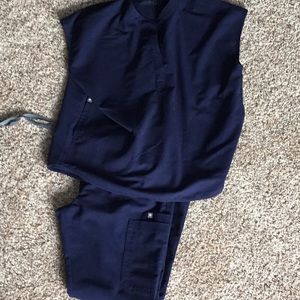 Figs technical collection navy scrub set